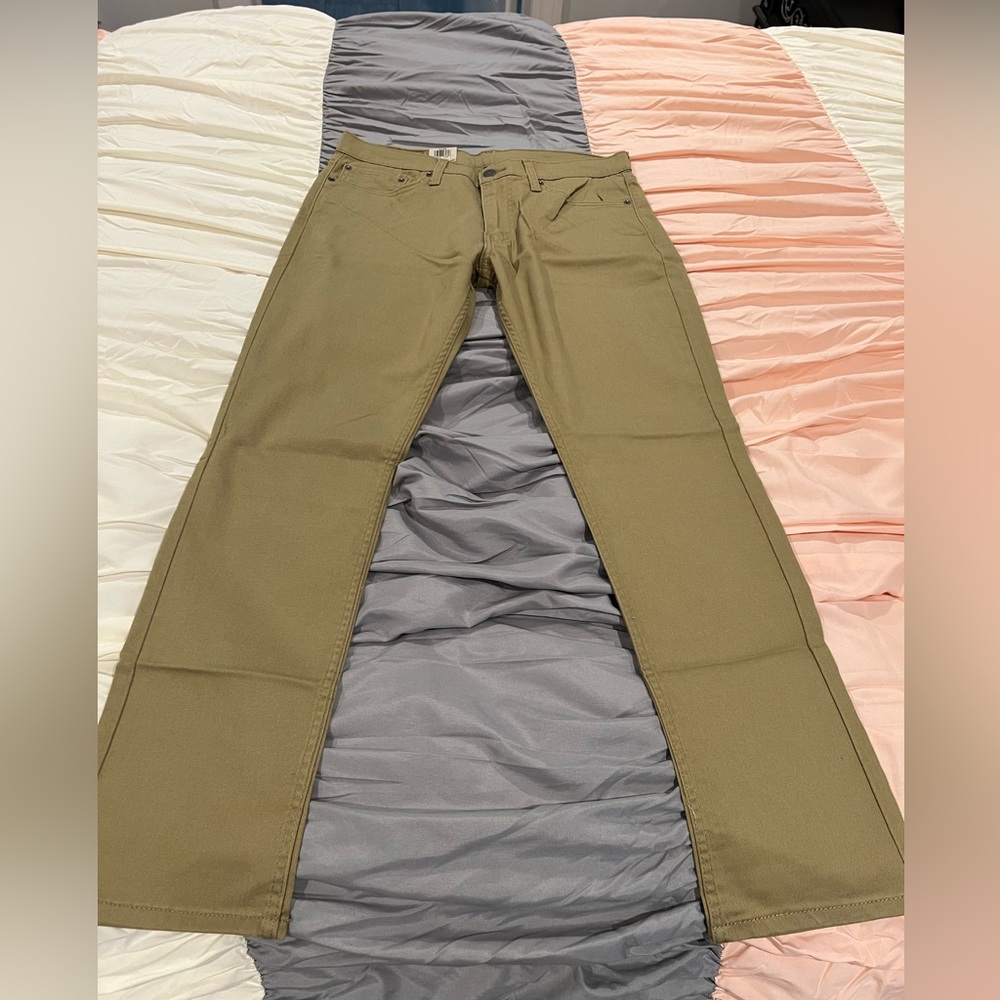Levi Pants